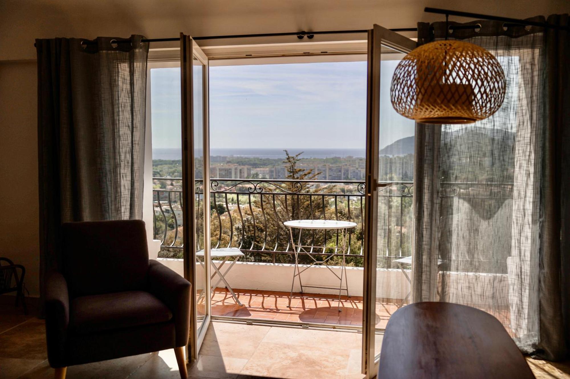 Villa Les Roches Mandelieu Dış mekan fotoğraf